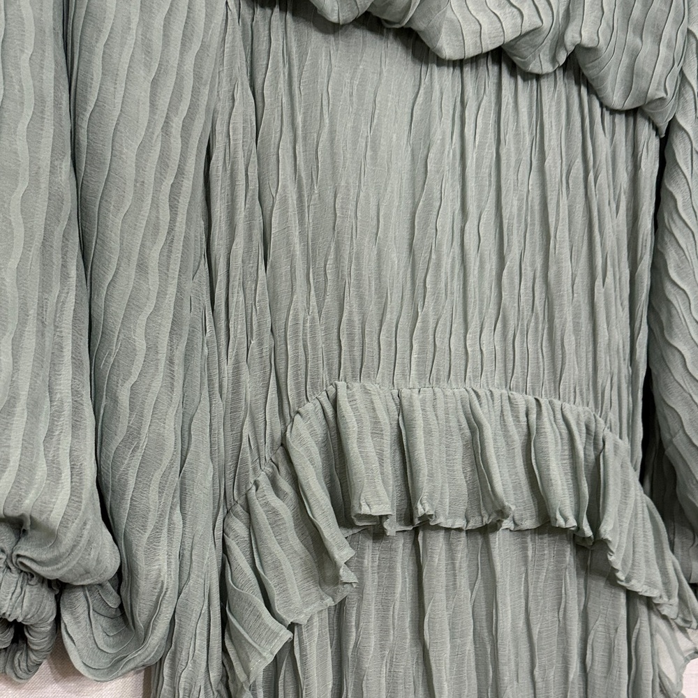 ASOS Sage Green Long Sleeve Pleated Ruffled Maxi Dress Sz 6 Very Nice - Picture 4 of 8